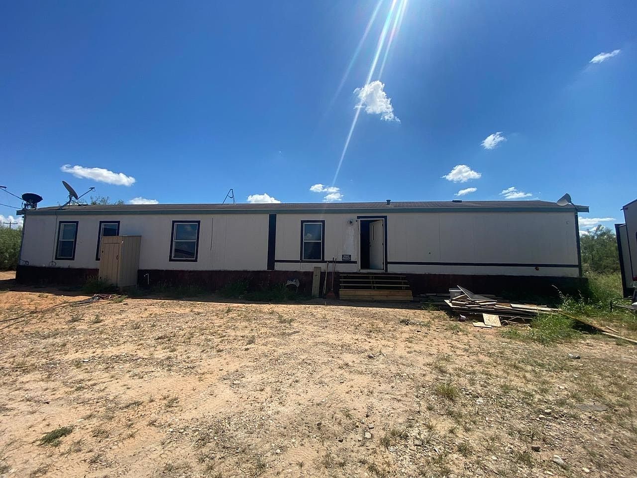 407 W 1st St, Mirando City, TX 78369 Zillow