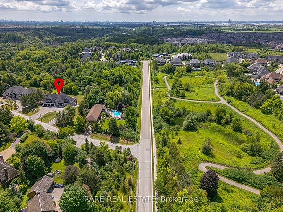 5th image of 23 Valleyview Ct