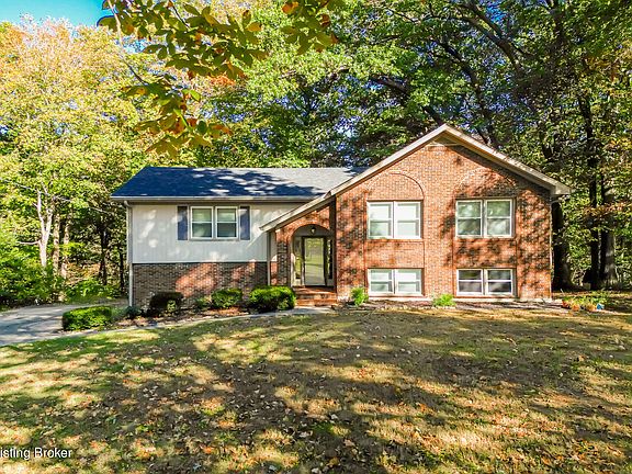 2nd image of 4905 Hickory Hollow Ln