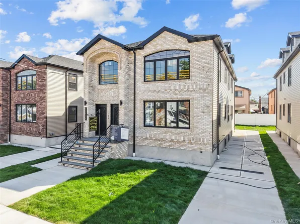 258-14 147 Road, Rosedale, NY 11422