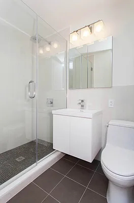 Rented by Manhattan Apartment Organization | media 135