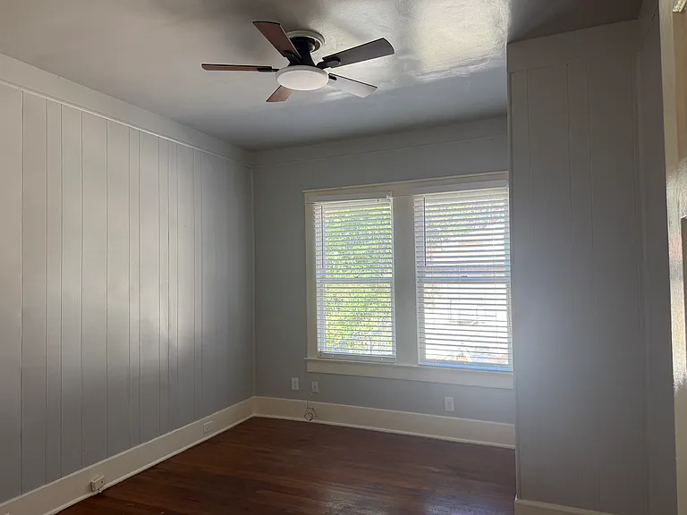 1023 W French Pl — Photo 23