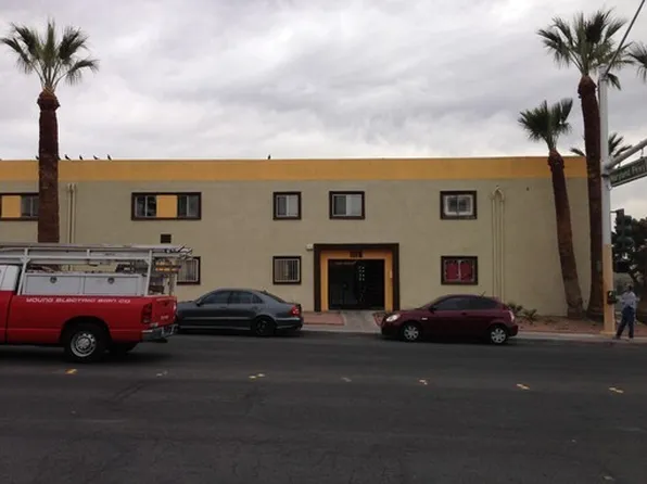 1116 E Ogden Ave, Las Vegas, NV