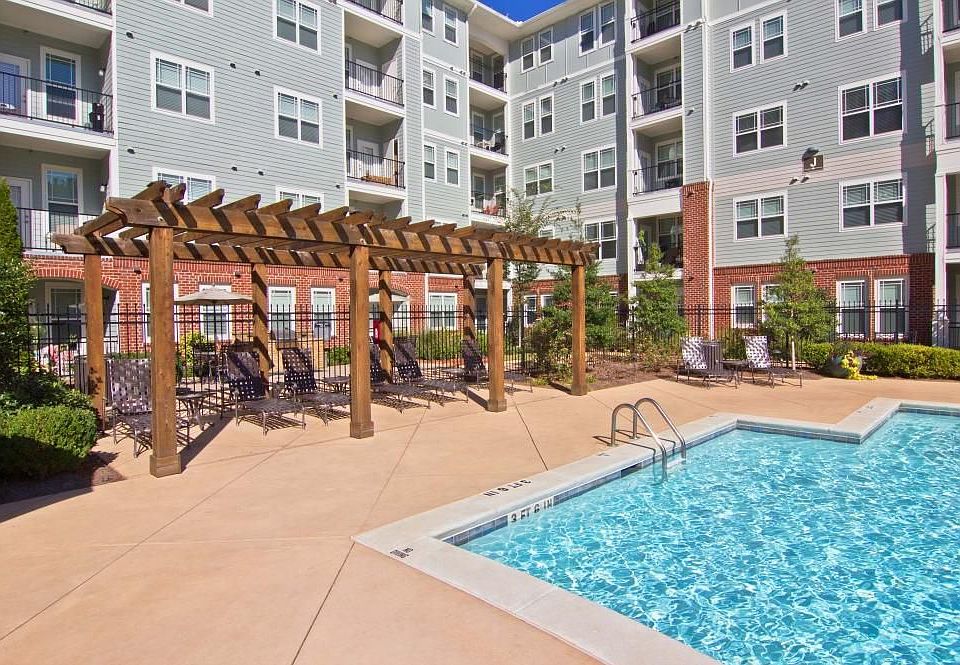 1st image of 2200 Parklake Dr NE #B1