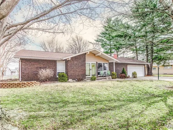 1115 Reddish Dr, Jerseyville, IL 62052