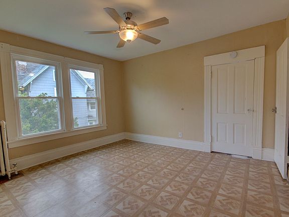 5th image of 1724 Farnam St
