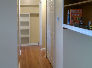 29218 Barrington St, Inkster, MI 48141