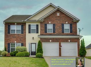 303 Ellsworth Ct, Woodruff, SC 29388