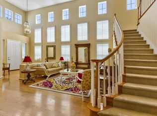 3876 Stoneridge Rd, Carlsbad, CA 92010