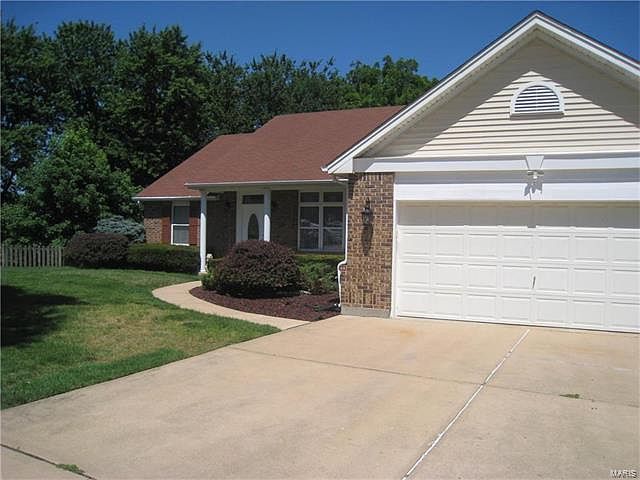 1st image of 12872 Meadowdale Dr