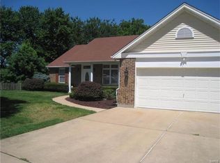 12872 Meadowdale Dr, Saint Louis, MO 63138