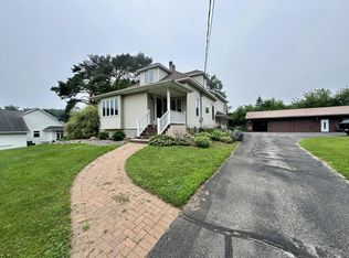 2066 S Point Rd, Green Bay, WI 54313