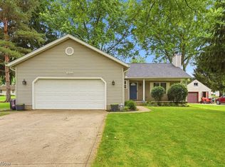 3166 Vermont St NW, North Canton, OH 44720