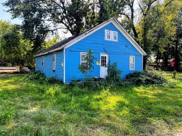 2001 Irwin St, Hannibal, MO 63401