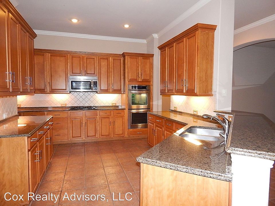 1st image of 1415 Brittany Way
