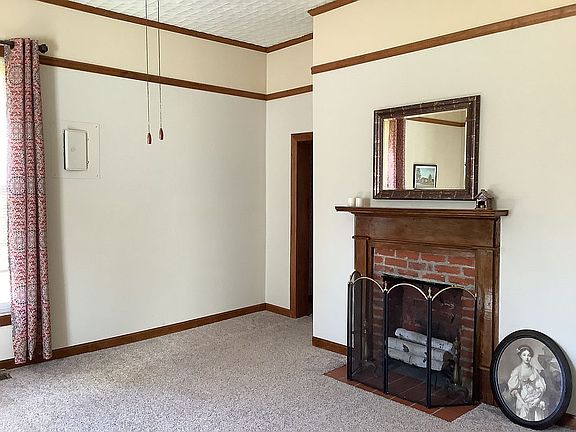 Fireplaces in bedrooms