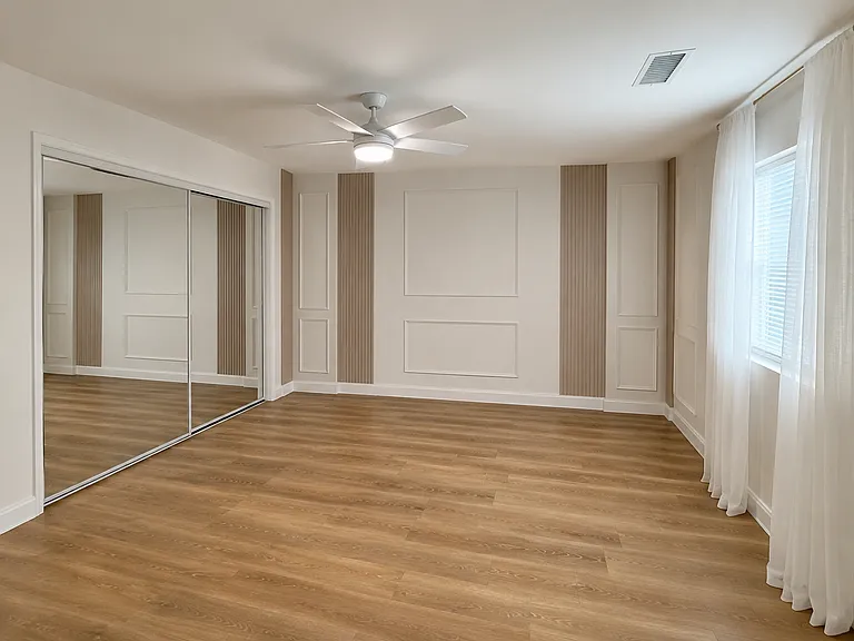 E Avenue J10 — Photo 11