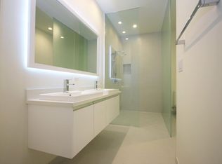6412 NW 104th Path, Doral, FL 33178