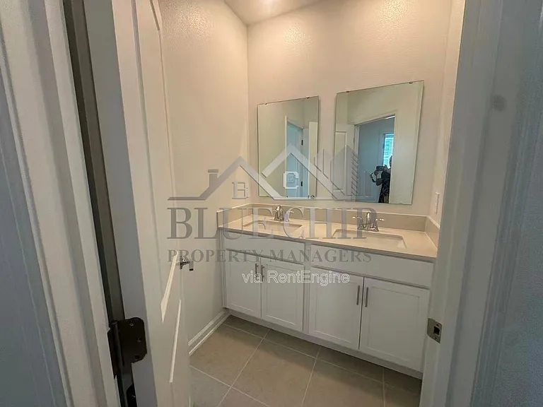 2563 Rider Rain Ln — Photo 10