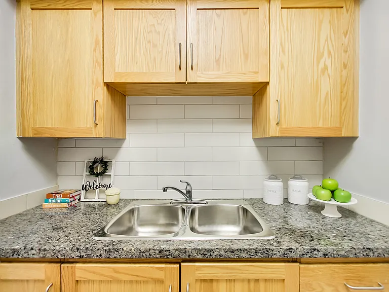 660 Briar Hill Ave #103 — Photo 19