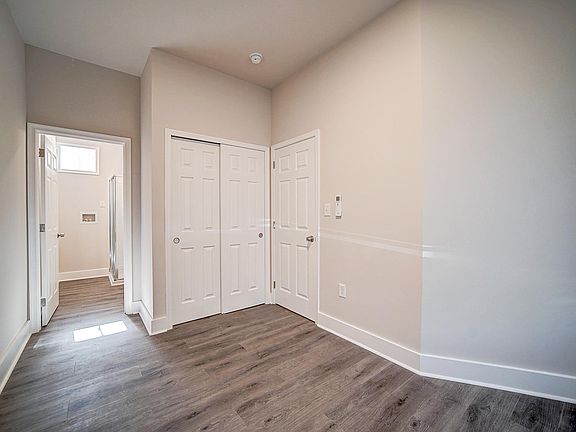 3rd image of 653 E Wishart St #4