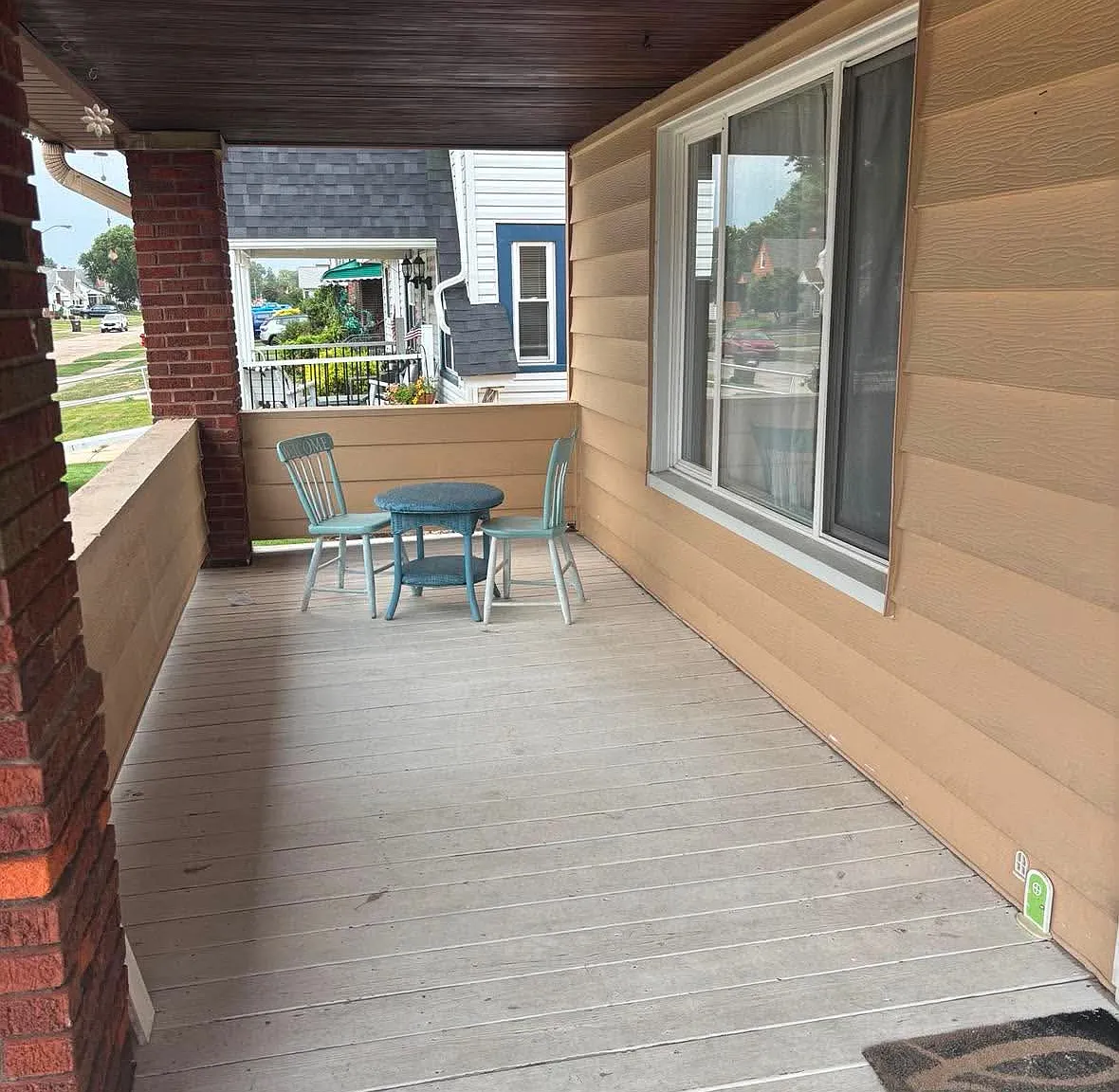 4 bed, 1388 sqft, $2,250 — Photo 2
