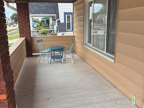 2nd image of 6515 Forest Ave