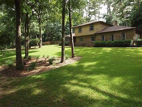 2nd image of 3025 Cloudland Dr