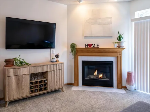 11649 Horizon Dr, Burnsville, MN 55337