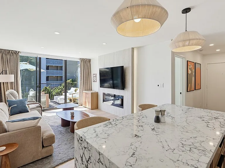 2999 Mission Blvd #201 — Photo 11