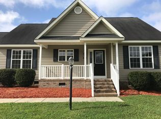 215 Starcrest Dr, Pikeville, NC 27863