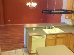 1750 Prescott Ct, Chaska, MN 55318