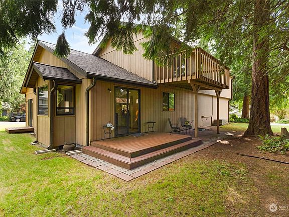 5th image of 2430 Tyndell Circle SW
