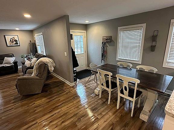 Kitchen/family room