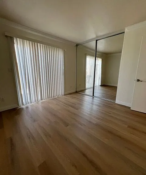 390 N 1st St N #9 — Photo 7