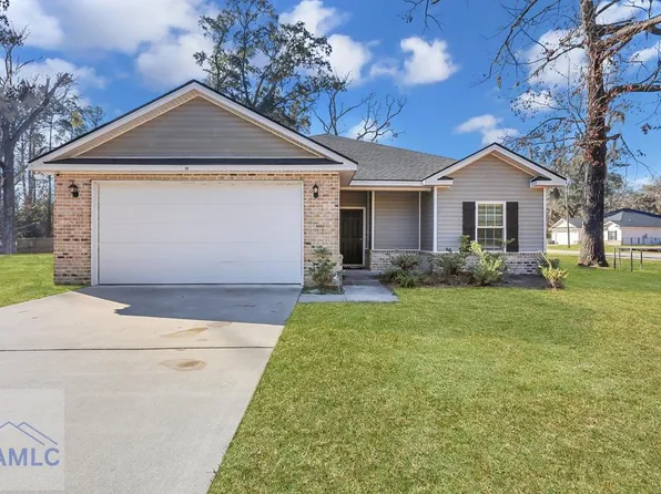 99 Douglas Rd, Allenhurst, GA 31301