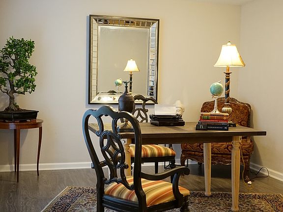 3rd image of 8347 Delphian Dr