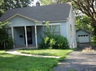 10622 E Scarritt Ave, Sugar Creek, MO 64054