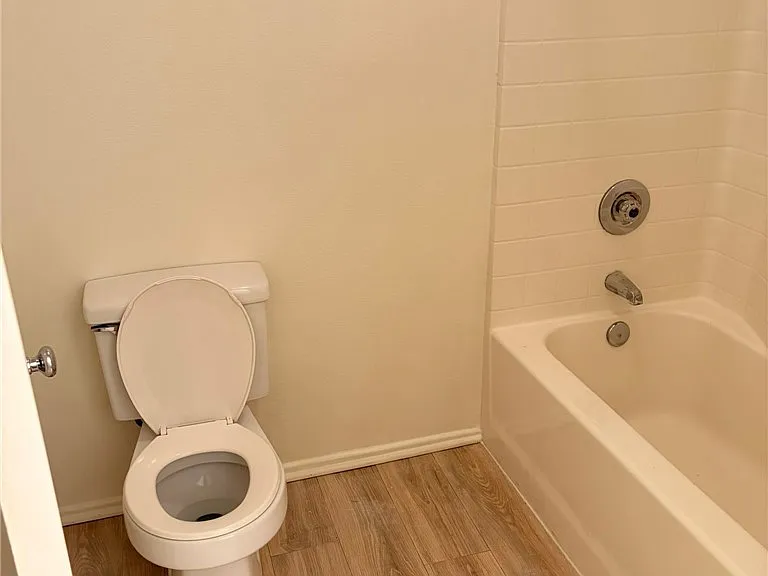 36168 Leeds St — Photo 20