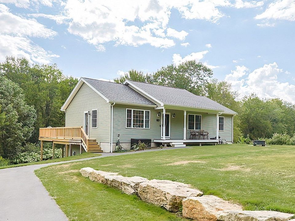 1st image of 30 Town Farm Rd
