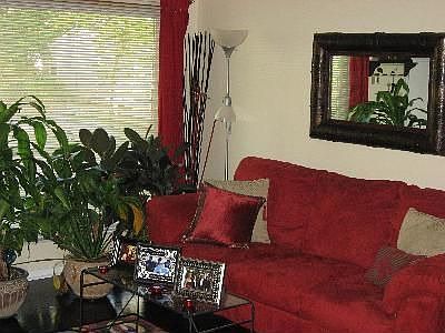 5th image of 806 N Allyn St
