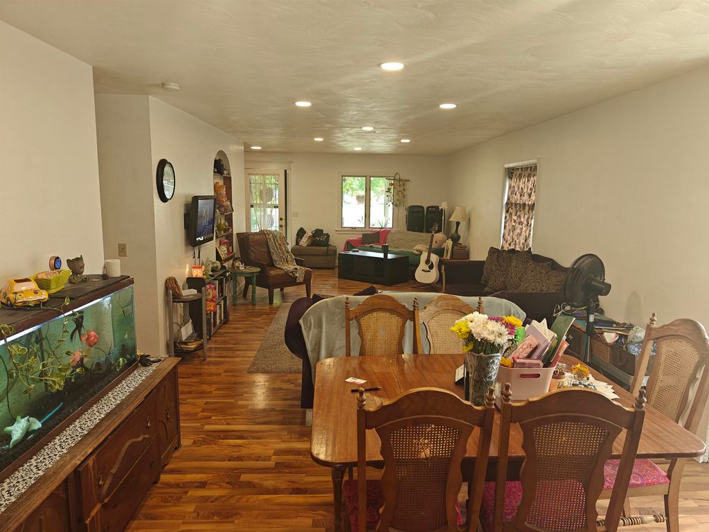503 Pope Ave, Curtis, NE - More