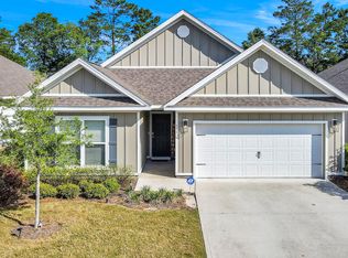 431 Lightning Bug Ln, Freeport, FL 32439