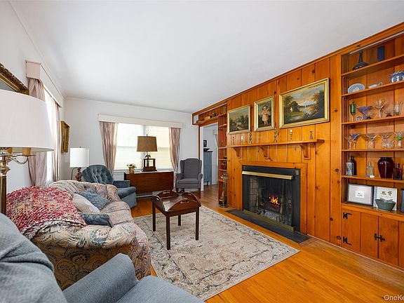 4th image of 31 Kingston Avenue