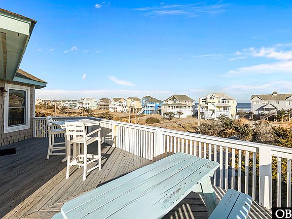 5th image of 41490 Ocean View Dr #11