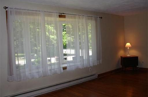 4th image of 688 Linwood St