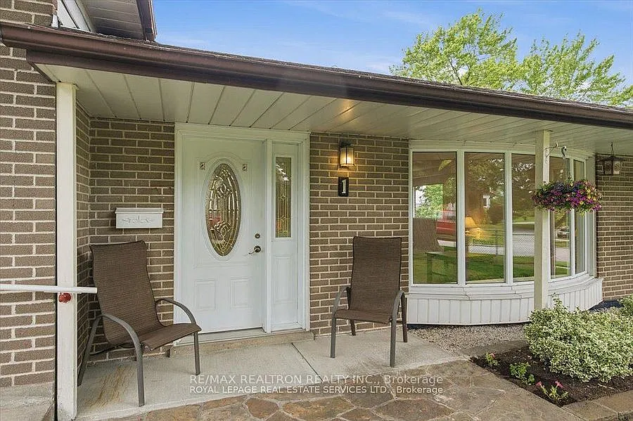 3 bed, $2,850 — Photo 4