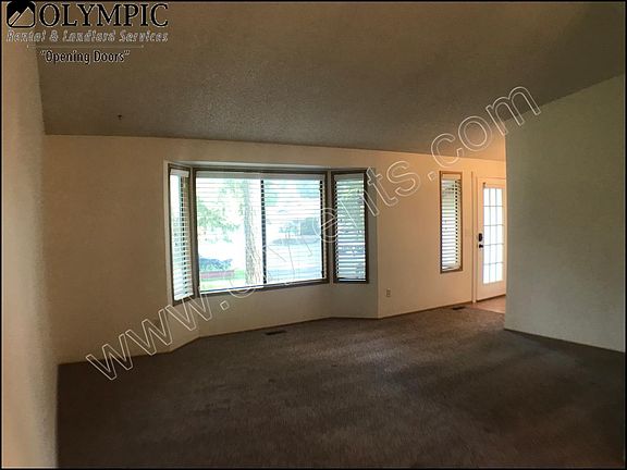 3rd image of 8518 48th Ct NE