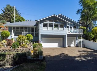 3570 NE Reef Dr, Lincoln City, OR