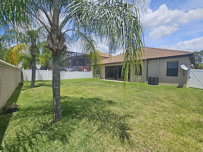 2718 Atherton Dr — Photo 14